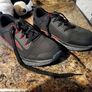 Boys Avia Tennis Shoes